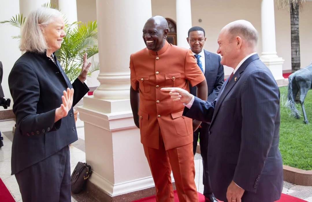 File image of President William Ruto with US Ambassador Meg Withman and US Senator for Delaware Chris Coons.